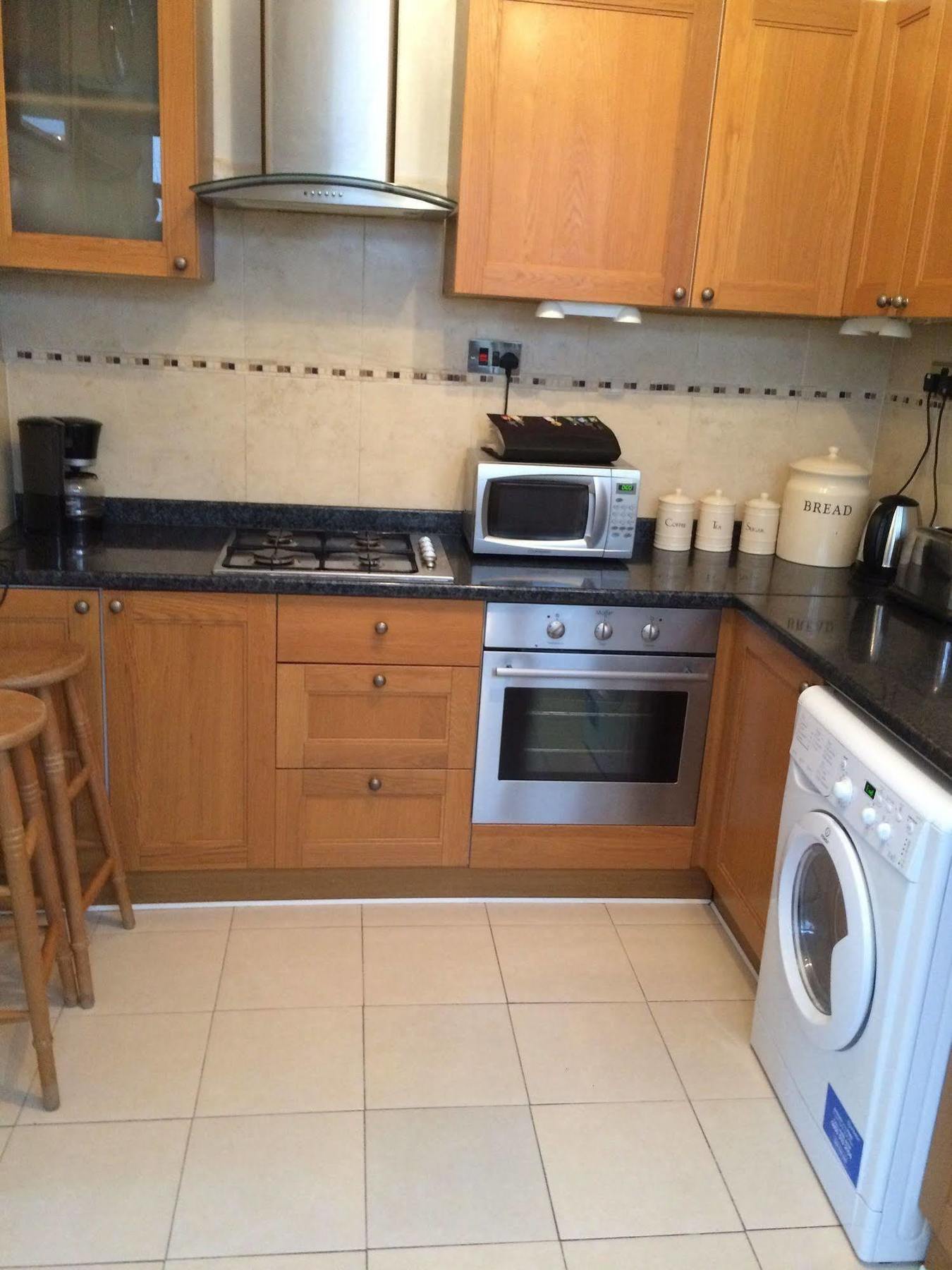 Lovely Garden Apartment In Wimbledon Town Centre With Private Parking By Wimbledon Holiday Lets Londres Extérieur photo